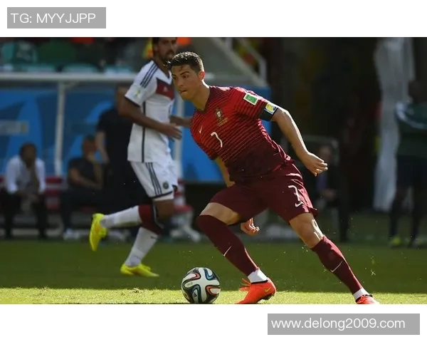 足球明星风采展示与成就分析精彩PPT分享